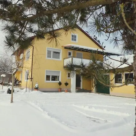 Obstgartentraume Fewo Apartament *